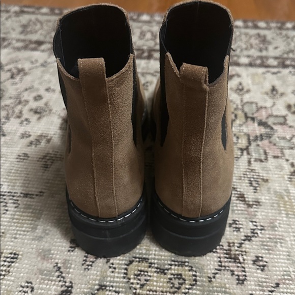 Marc Fisher chunky boots - Picture 3 of 3